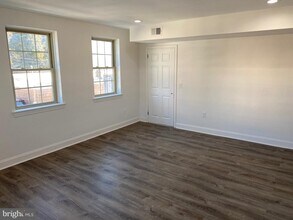 1125 OLD YORK Rd in Abington, PA - Building Photo - Building Photo