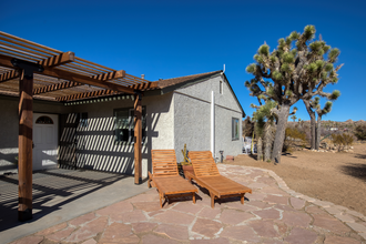 2279 Cottontail Rd in Pioneertown, CA - Building Photo - Building Photo