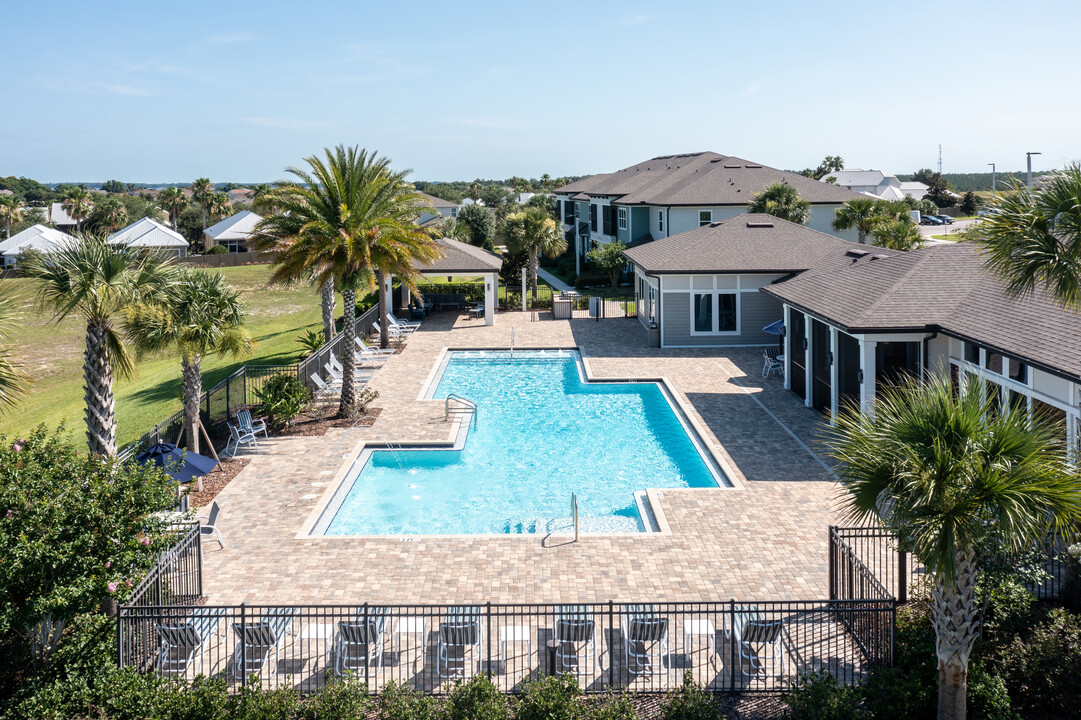 Atwater Apartments in Tavares, FL - Foto de edificio
