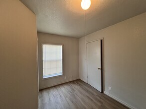 409 W Avenue H in Belton, TX - Building Photo - Building Photo