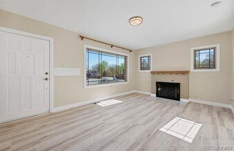 3900 E 6th Ave in Denver, CO - Building Photo - Building Photo