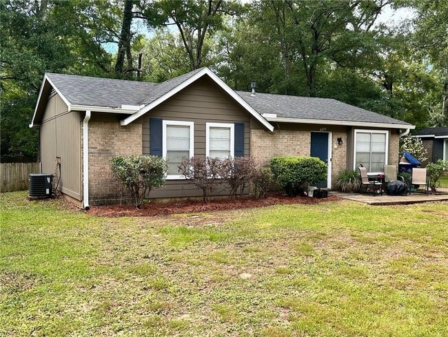 6075 Quail Run S in Theodore, AL - Building Photo - Building Photo