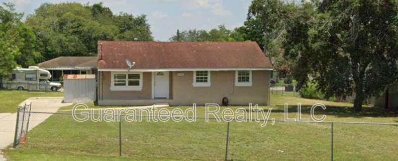 2003 U.S. Hwy 17-92 N in Haines City, FL - Building Photo