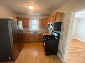 3652 Cass St in Omaha, NE - Building Photo - Building Photo