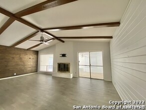 4031 Barrington St in San Antonio, TX - Building Photo - Building Photo