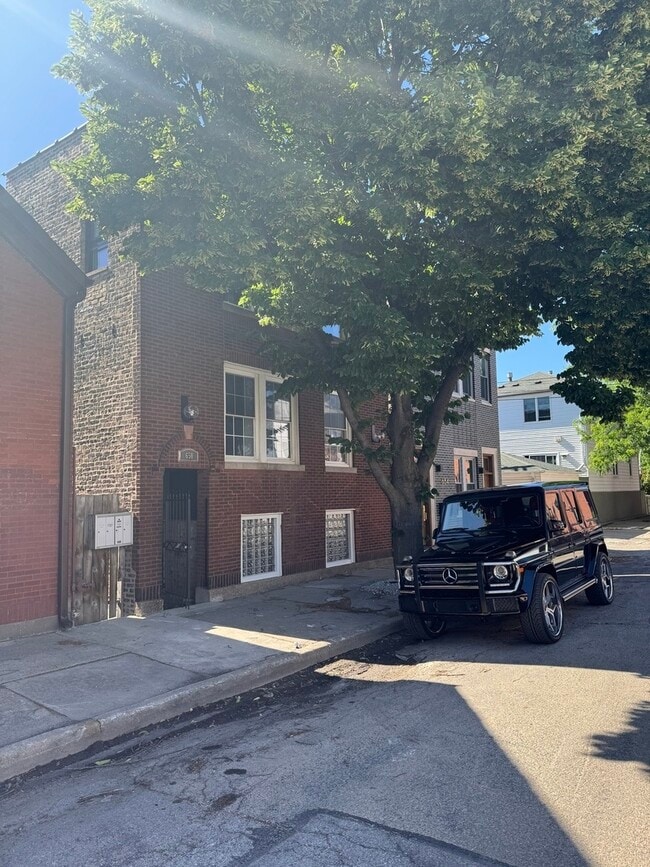 property at 650 N Talman Ave