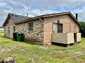 2506 Woodard St in Houston, TX - Building Photo - Building Photo