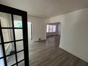 2011-13 Pierce St in Sioux City, IA - Building Photo - Building Photo