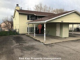 623 Smelter Rd in Tooele, UT - Building Photo