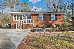 2907 Beechwood Dr in Durham, NC - Building Photo