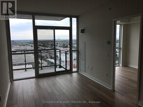 3975-3975 Grand Park Dr in Mississauga, ON - Building Photo - Building Photo