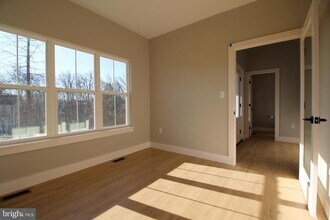 224 Mill Race Dr in Winchester, VA - Building Photo - Building Photo