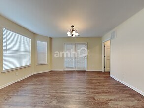 3005 Quail Oaks Dr in Greensboro, NC - Building Photo - Building Photo