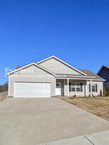 1033 Echo Rdg Rd in Columbia, TN - Building Photo