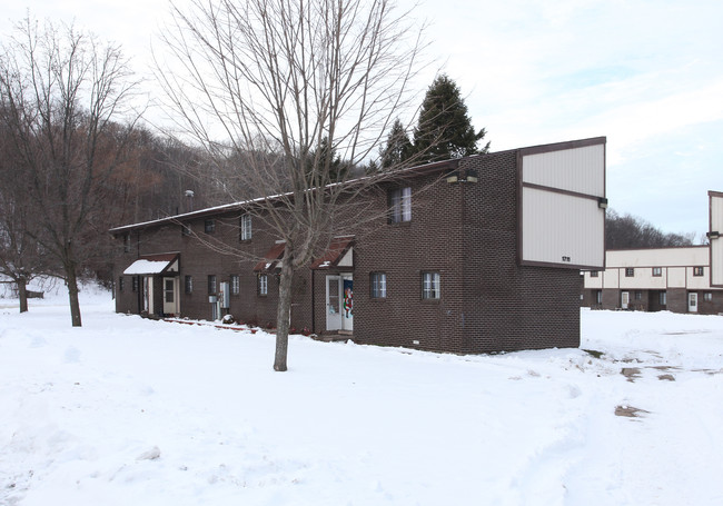 Truman Apartments in Waterbury, CT - Building Photo - Building Photo