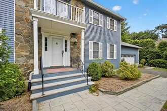 92 Brook Hollow Dr in New Windsor, NY - Building Photo - Building Photo