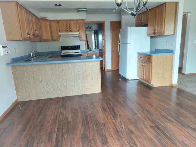 property at 501-503 Stonegate Dr