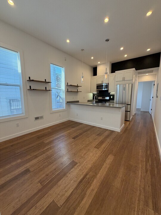 1134 Foothill Blvd in Oakland, CA - Building Photo