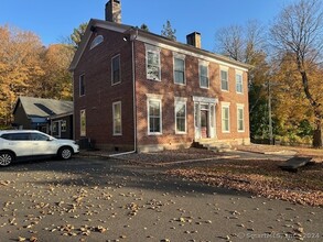 1 Booth House Ln in New Milford, CT - Building Photo - Building Photo