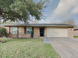 15914 Ridgeroe Ln in Houston, TX - Building Photo