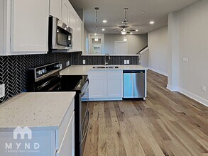 1606 Roseburg Dr in Austin, TX - Building Photo - Building Photo