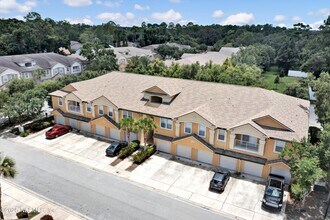 4240 Migration Dr in Jacksonville, FL - Foto de edificio - Building Photo