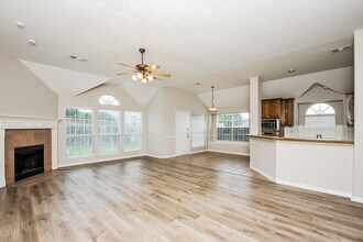 7517 Creek Meadow Dr in Fort Worth, TX - Building Photo - Building Photo