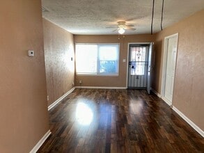 5425 Bataan Rd in Houston, TX - Building Photo - Building Photo