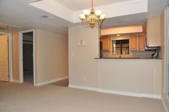 17211 N 35th Ave in Phoenix, AZ - Building Photo - Building Photo