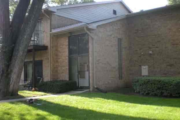 1615 N Milwaukee Ave in Libertyville, IL - Building Photo - Building Photo