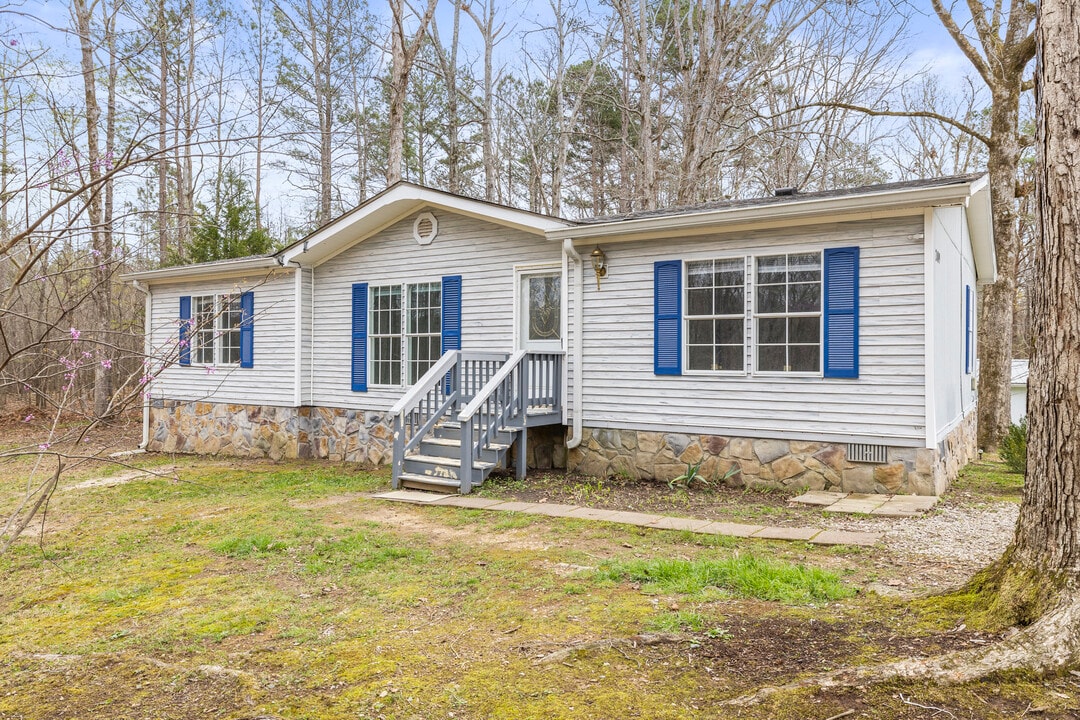 209 Varner Dr SW in Mc Donald, TN - Building Photo