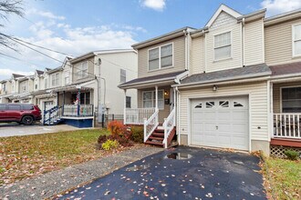 283 Muhammad Ali Ave in Newark, NJ - Building Photo - Building Photo