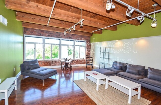 430 N Park Ave in Indianapolis, IN - Foto de edificio - Building Photo