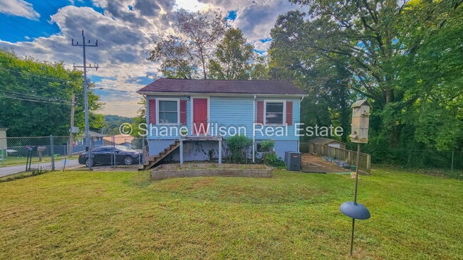 property at 1114 Rockway Dr