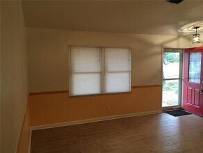 2331 NE 40th St in Ocala, FL - Building Photo - Building Photo
