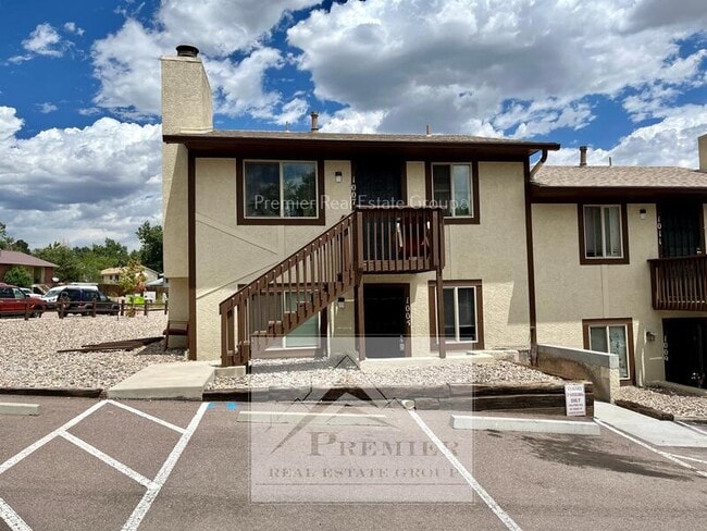 property at 1005 Western Dr