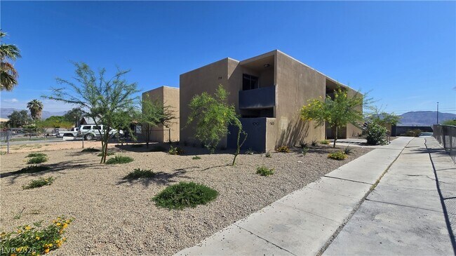 716 N 11th St in Las Vegas, NV - Building Photo - Building Photo