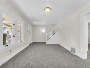 201 Alberti Ct in Akron, OH - Building Photo - Building Photo