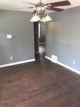650 Robert Ave in Ferguson, MO - Building Photo - Building Photo