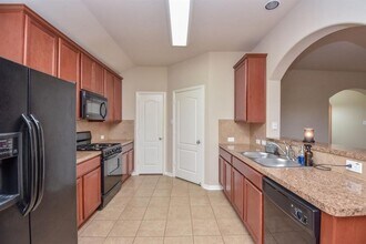 11206 Barker Park Ct in Cypress, TX - Building Photo - Building Photo