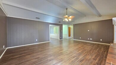 8604 Jordan Dr in Lubbock, TX - Building Photo - Building Photo