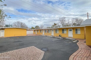 1219 S Farmer Ave in Tempe, AZ - Building Photo