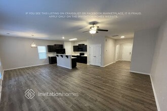 136 Autumn Bluff Cir in Mount Holly, NC - Building Photo - Building Photo