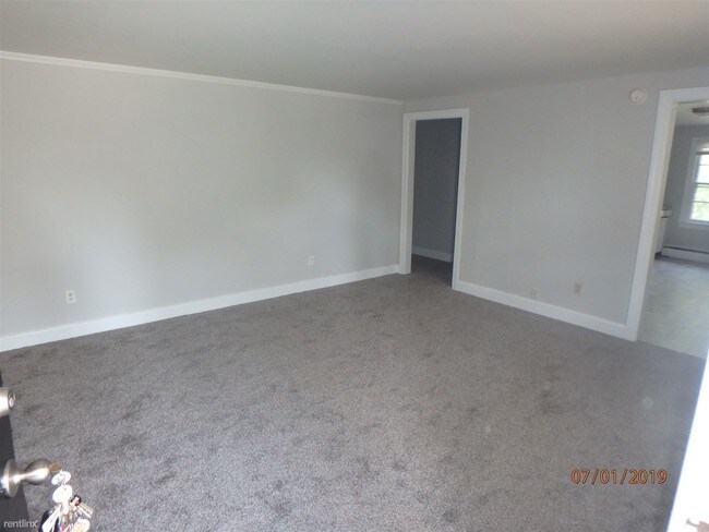 2401 E 3rd St in Greenville, NC - Building Photo - Building Photo
