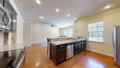 3009 Towers Pkwy in College Station, TX - Building Photo - Building Photo