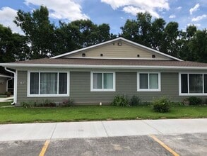 Meadows Apartments in Lewistown, MT - Building Photo - Building Photo