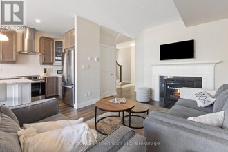 126 Courtland St in Blue Mountains, ON - Building Photo - Building Photo