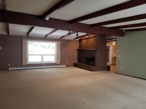 6039 Gooch Hill Rd in Bozeman, MT - Building Photo - Building Photo
