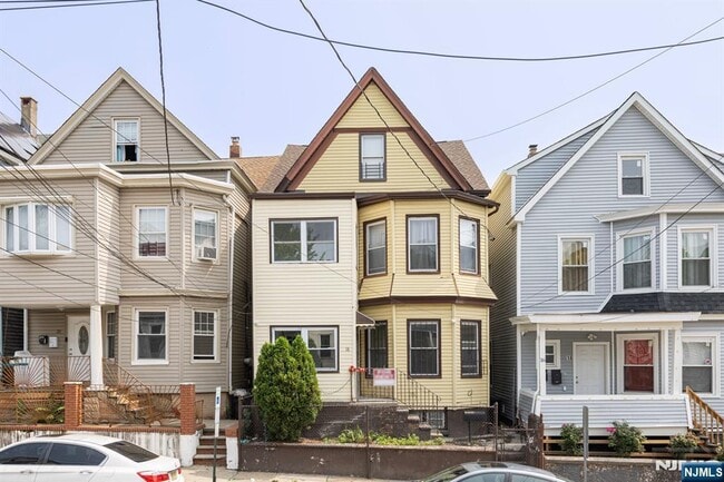 property at 18 Barnert Pl