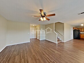 111 Dreville Dr in La Vergne, TN - Building Photo - Building Photo